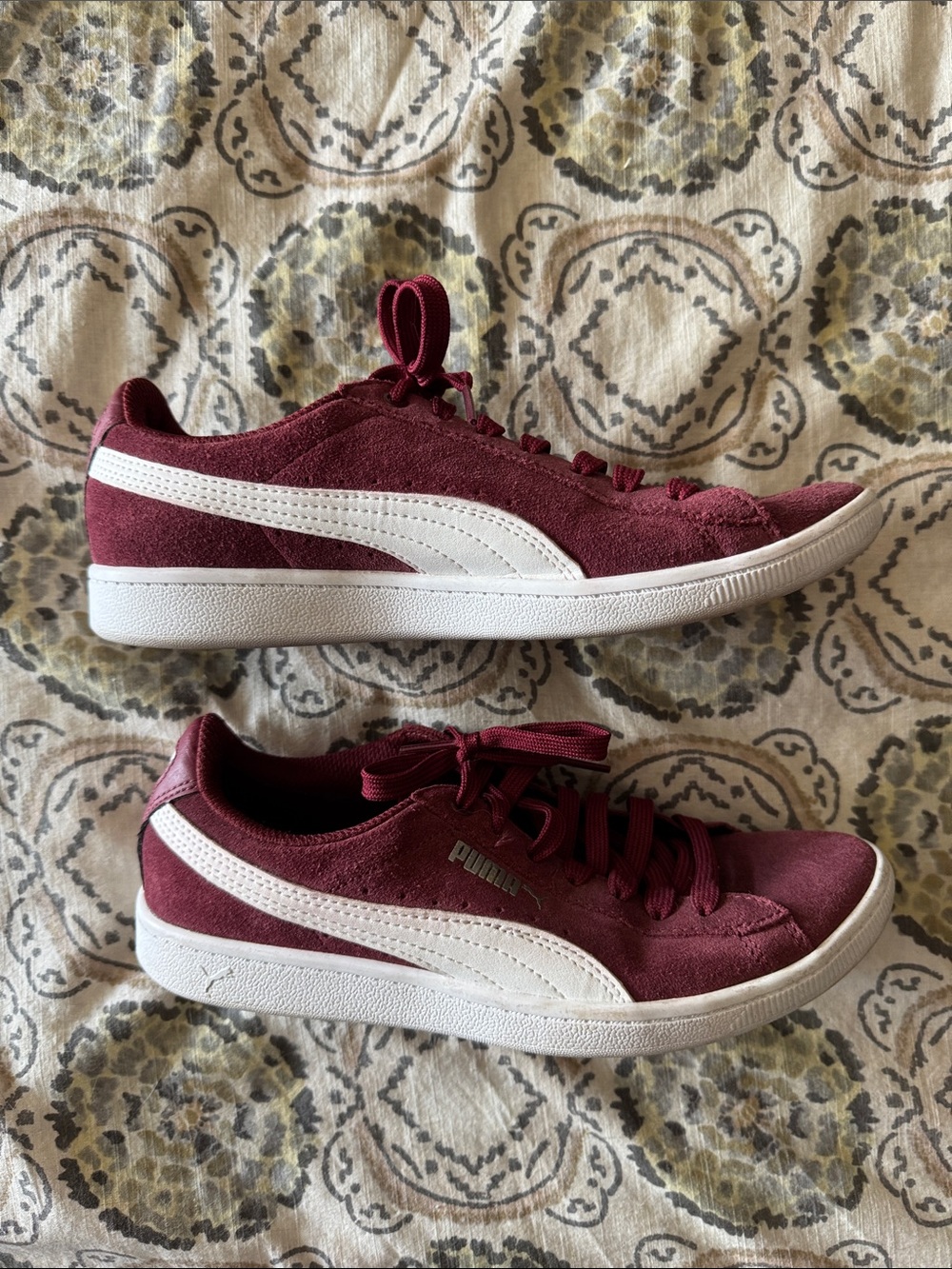 Puma Women's Low-Top Suede Sneakers in Burgundy with White Stripe - Picture 4 of 12